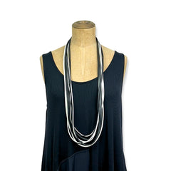 MULTI-STRAND RUBBER NECKLACE