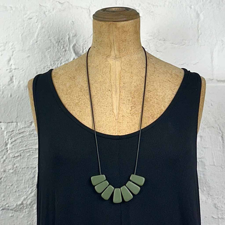 Resin bead necklace- olive fan