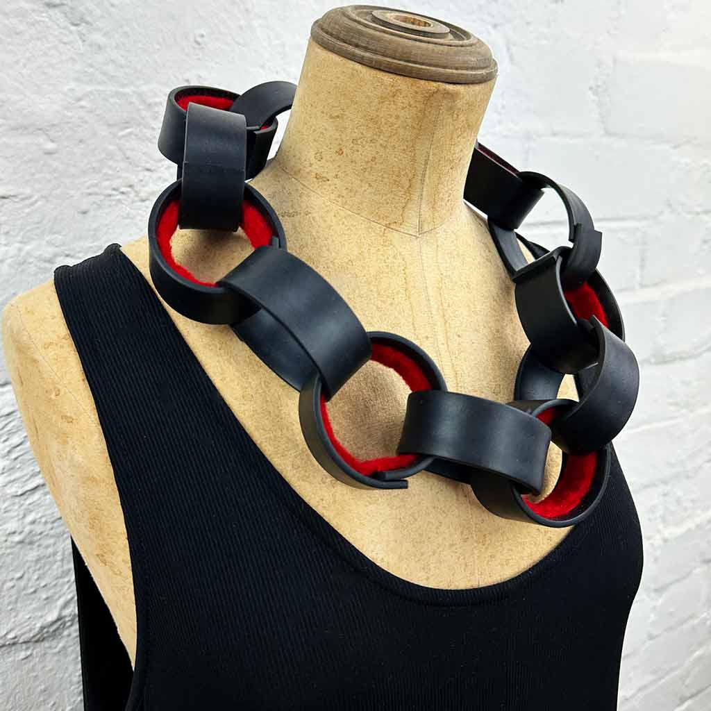 Short Rubber & Felt Chain Necklace