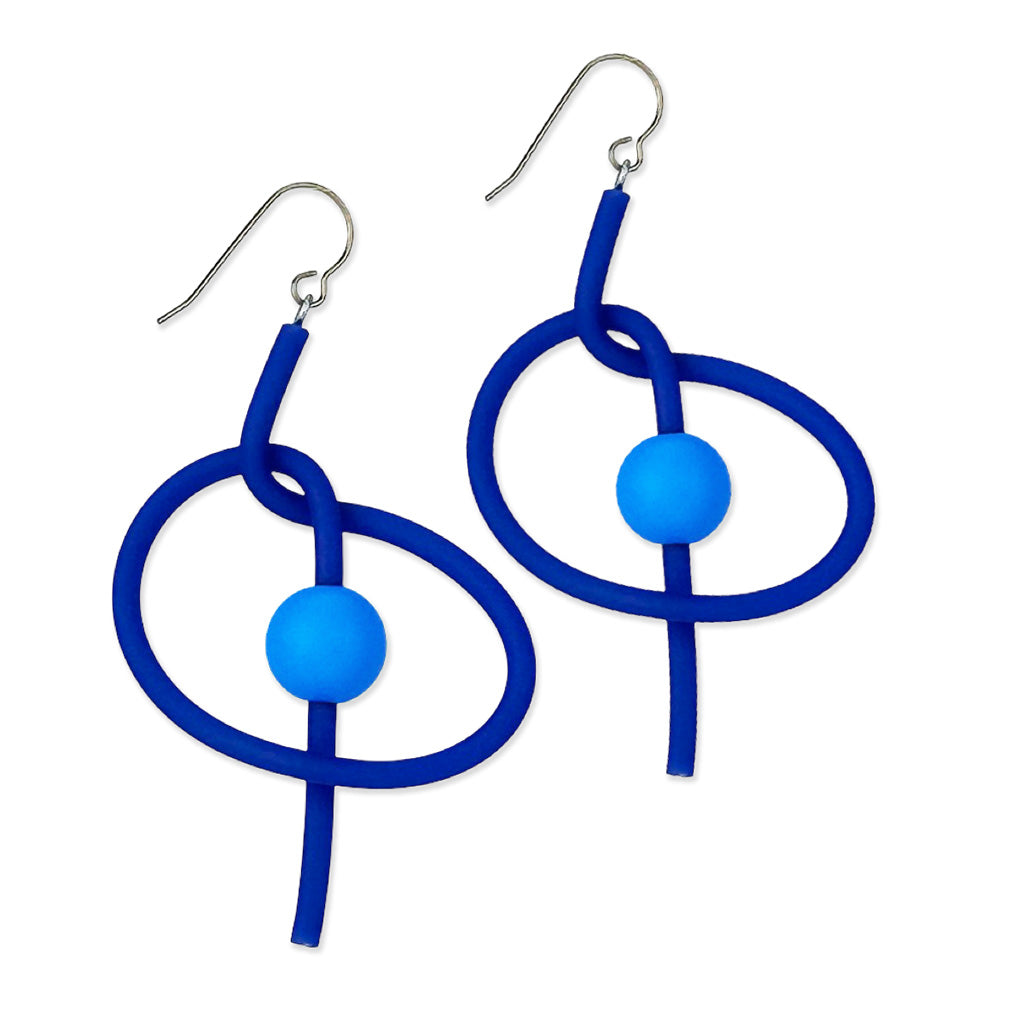 Knot earrings