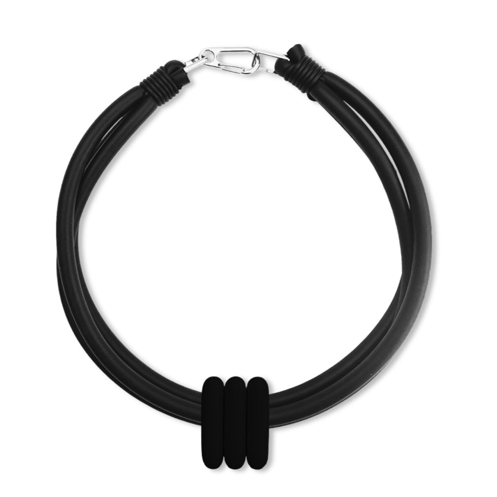 triple ring necklace