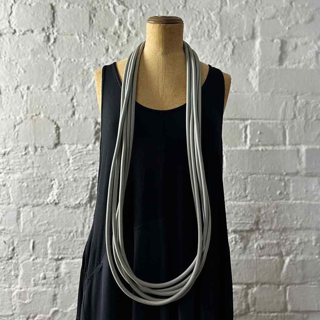 Chunky spaghetti necklace