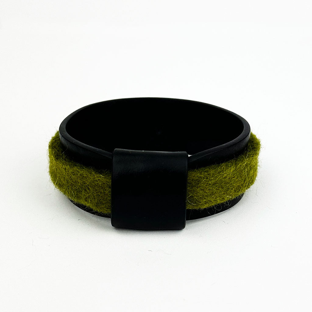 single layer rubber and felt bangle