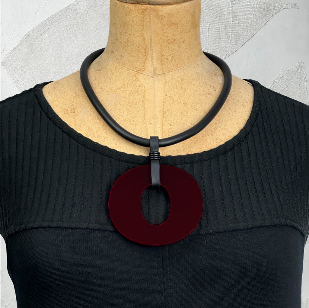 Reversible Perspex O necklace in matte wine by Frank Ideas