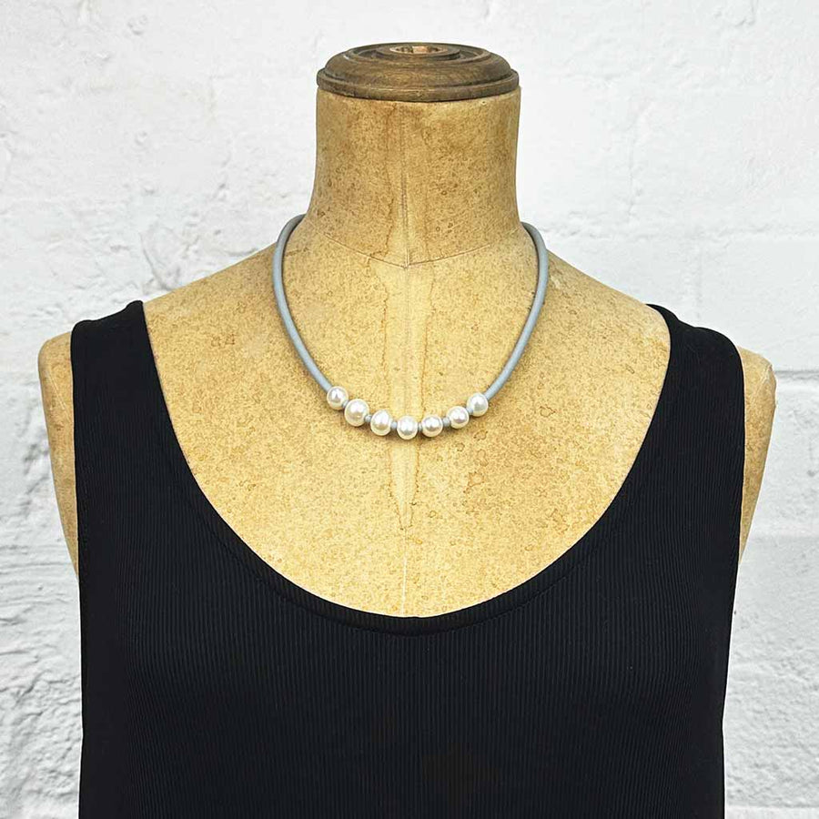 short pearl necklace