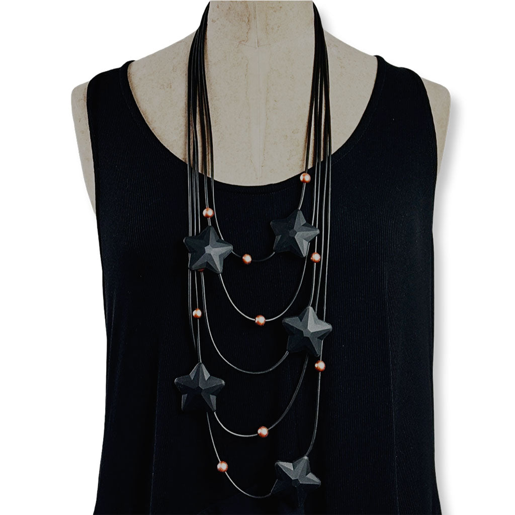 STAR NECKLACE