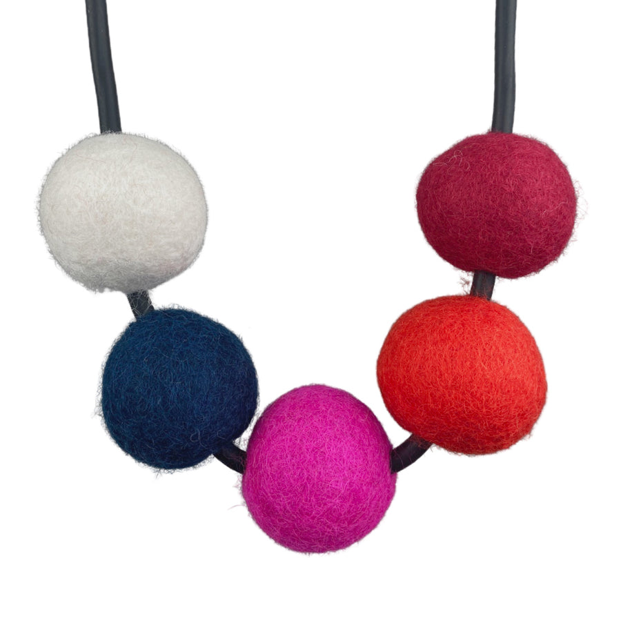 multi colour short felt necklace: chunky 5fb necklace