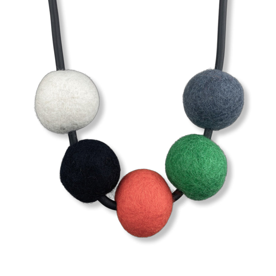 multi colour short felt necklace: chunky 5fb necklace