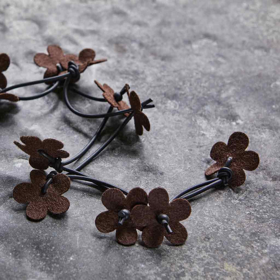 recycled flower necklace brown and black