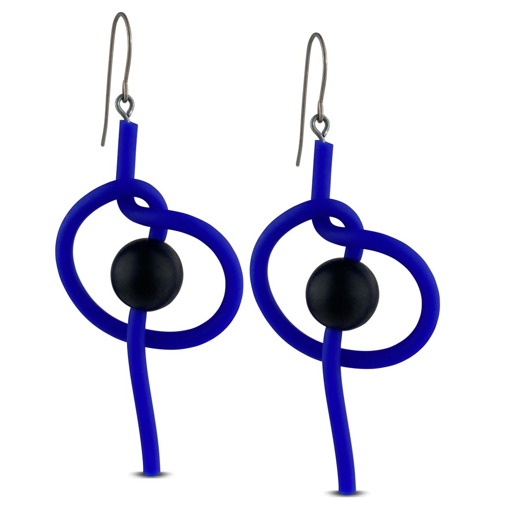 Knot earrings