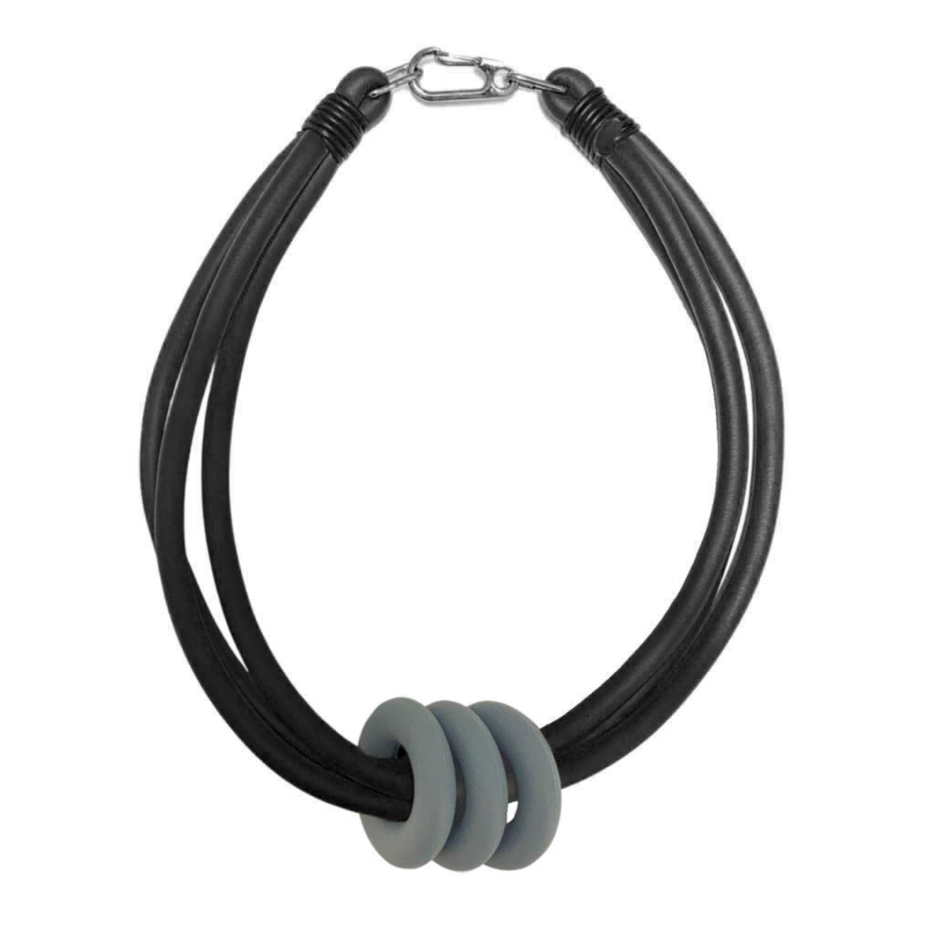 triple ring necklace