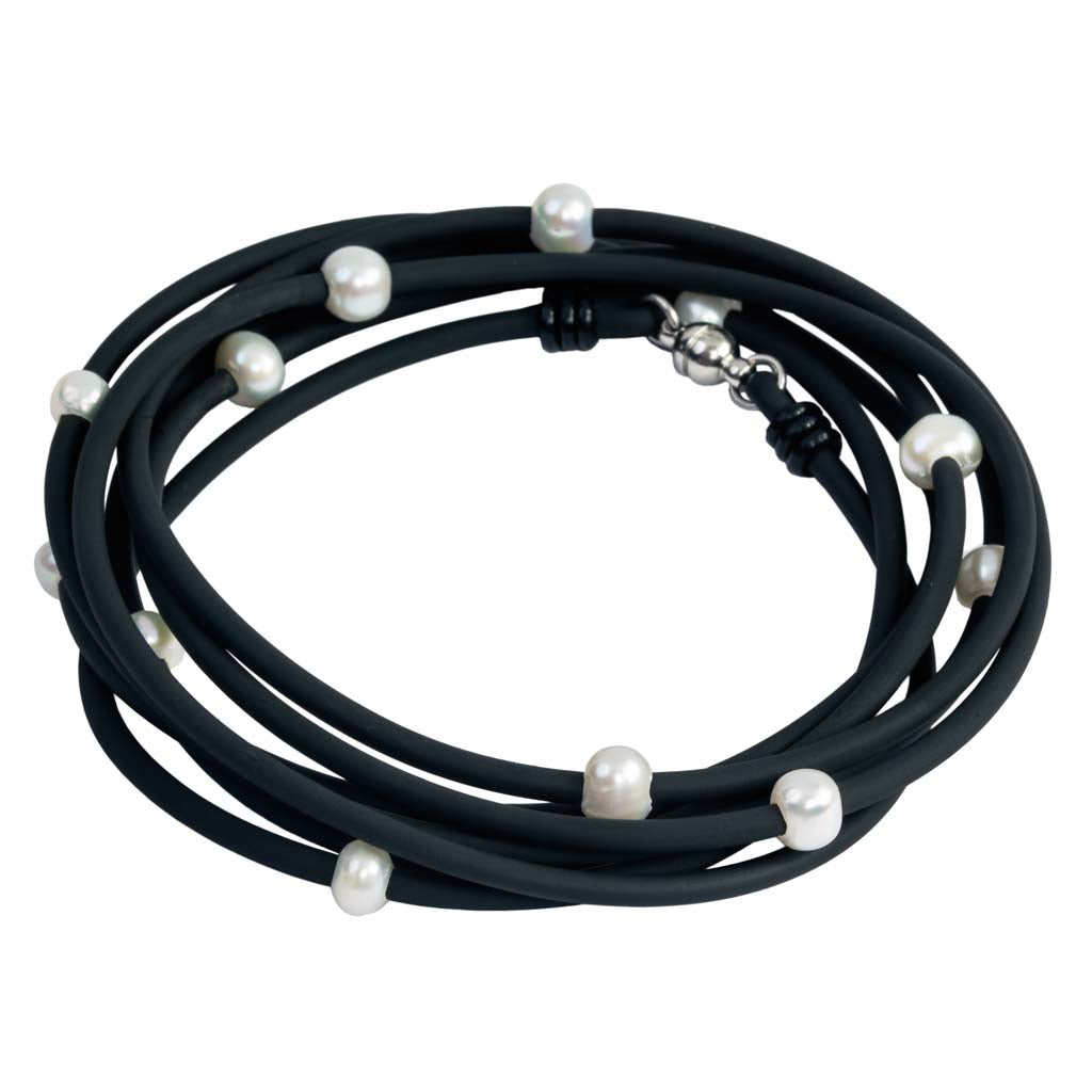 pearl necklace