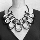 dynamic squiggle necklace: retired