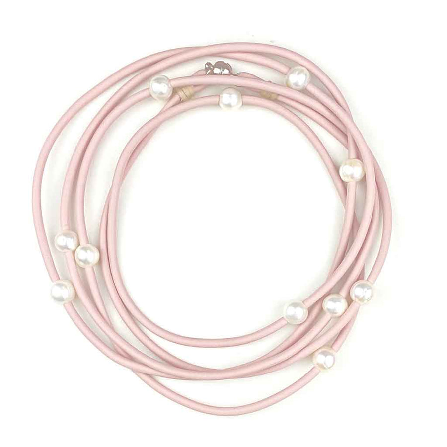 Modern pink pearl necklace with magnetic clasp